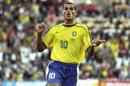 国安采用的 国安采用的