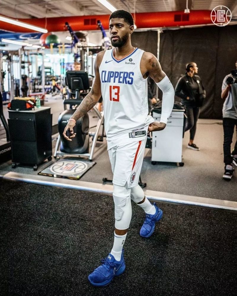 首局博弈 首局博弈