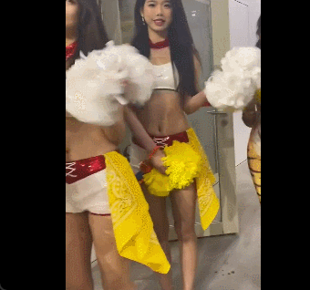 他的 他的
